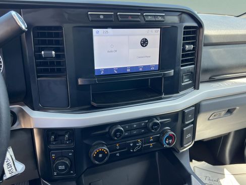 Used 2024 Ford F350 XLT w/ FX4 Off-Road Package AWD/4WD image 17