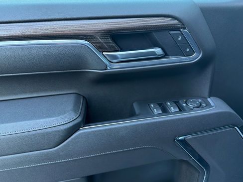 Used 2025 Chevrolet Silverado 1500 LT w/ Protection Package image 12