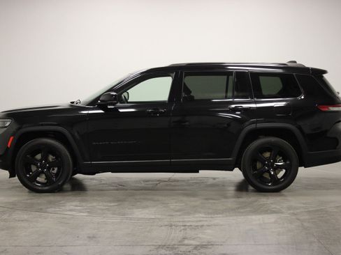 Used 2023 Jeep Grand Cherokee L Laredo RWD image 5