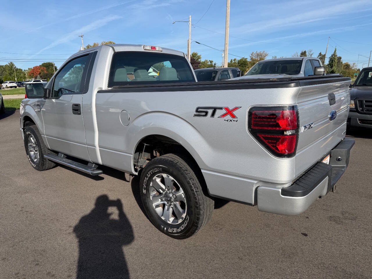 Used 2014 Ford F150 STX w/ Equipment Group 201A Mid AWD/4WD image 3