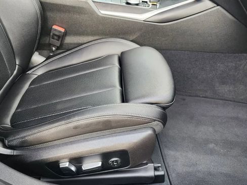 Used 2024 BMW 330i Sedan w/ M Sport Package image 20