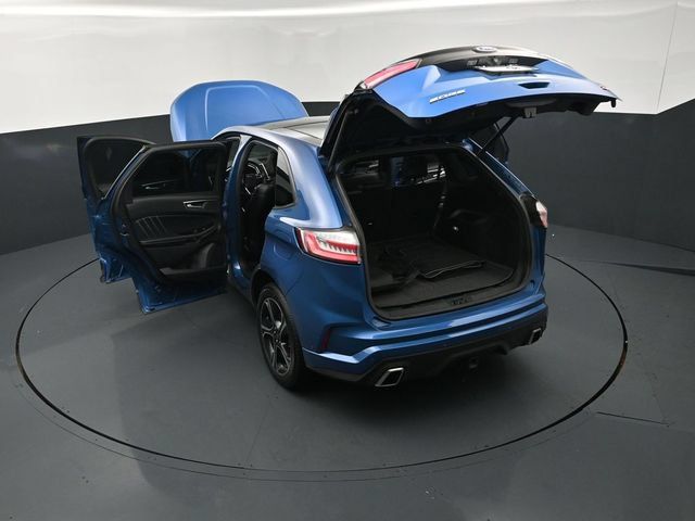 Used 2020 Ford Edge ST w/ Equipment Group 401A AWD/4WD image 28