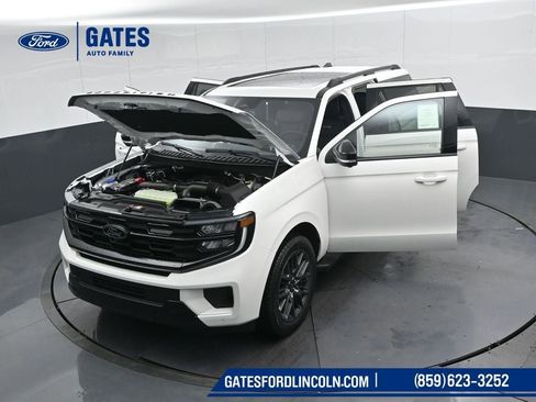 New 2026 Ford Expedition Max Platinum w/ Stealth Appearance Package image 70