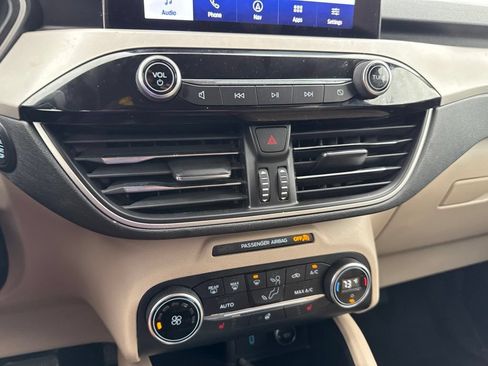 Used 2020 Ford Escape SEL FWD image 13