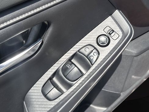 Used 2022 Nissan Sentra SV FWD image 13