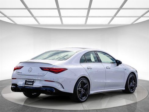 New 2026 Mercedes-Benz CLA 35 AMG 4MATIC image 4