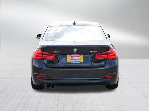 Used 2018 BMW 330i xDrive Sedan w/ Convenience Package AWD/4WD image 6