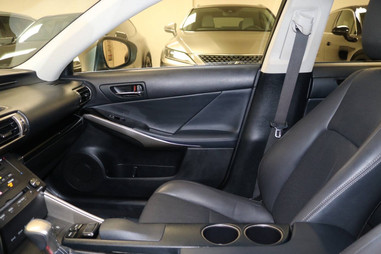 Used 2016 Lexus IS 200t w/ Navigation System Package RWD image 72