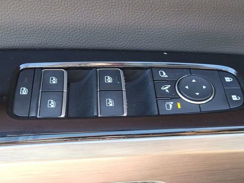 Certified 2024 Nissan Pathfinder Platinum w/ Cargo Package image 8