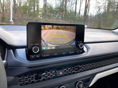 Used 2024 Honda Accord LX image 19