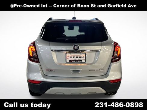 Used 2022 Buick Encore Preferred w/ Safety Package AWD/4WD image 4