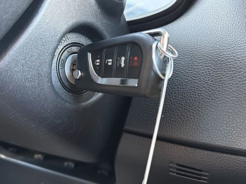 Used 2024 Toyota Corolla LE image 33