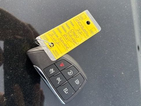 Used 2022 Chevrolet Suburban RST w/ Luxury Package image 18