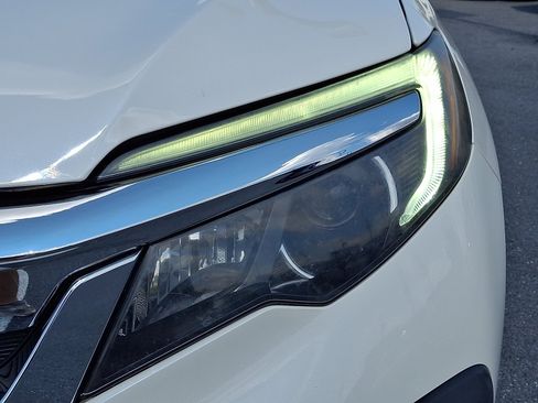 Used 2019 Honda Pilot EX image 10