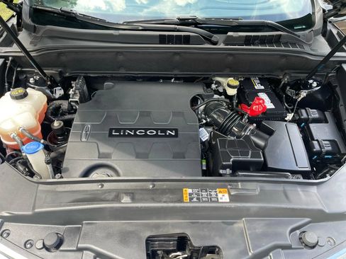 Used 2016 Lincoln MKX Reserve w/ Technology Package image 19