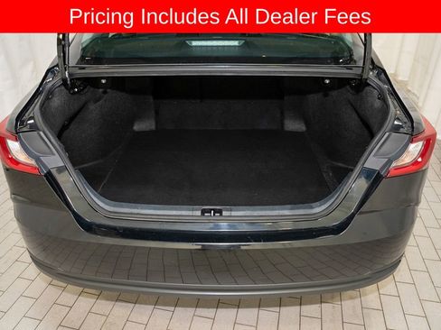 Used 2025 Toyota Camry LE FWD image 5
