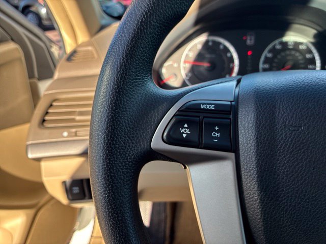 Used 2009 Honda Accord LX-P image 19