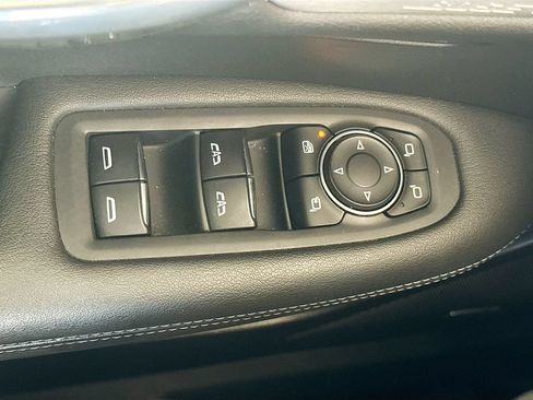 Used 2023 Cadillac XT6 Premium Luxury FWD image 20