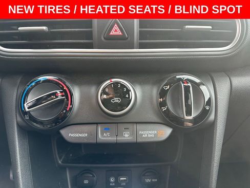 Used 2020 Hyundai Kona SEL image 11