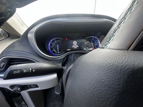 Used 2018 Chrysler Pacifica Limited w/ Advanced Safetytec Group image 5