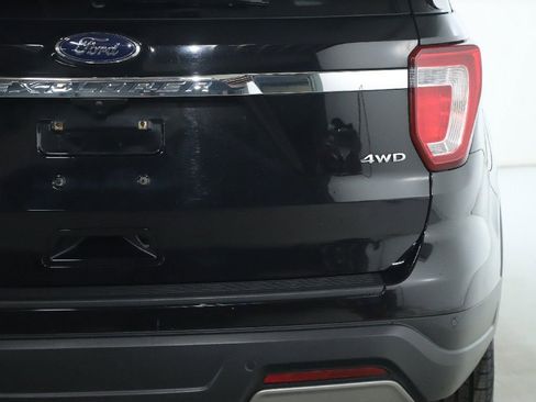 Used 2019 Ford Explorer XLT w/ Equipment Group 202A image 48