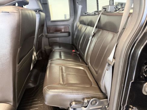 Used 2012 Ford F150 Lariat w/ Lariat Chrome Pkg image 27