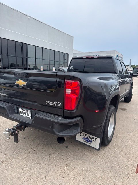 Used 2024 Chevrolet Silverado 3500 High Country w/ Technology Package AWD/4WD image 10