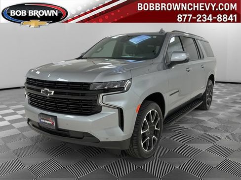 Used 2024 Chevrolet Suburban RST w/ Luxury Package AWD/4WD image 1