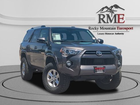 Used 2021 Toyota 4Runner SR5 Premium w/ Moonroof Package AWD/4WD image 1