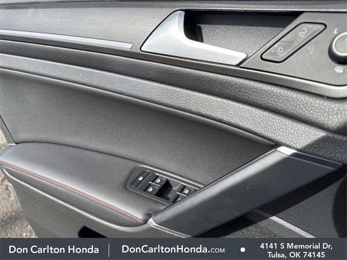 Used 2021 Volkswagen GTI Autobahn image 8