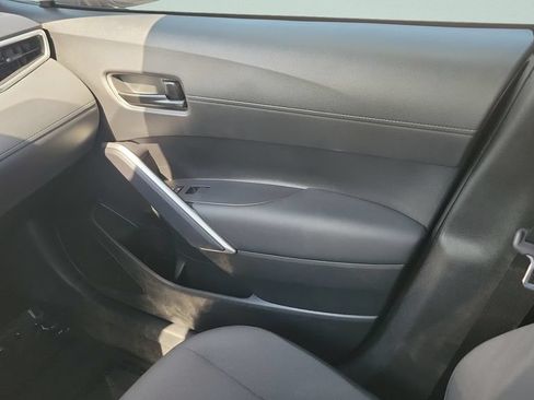 Used 2023 Toyota Corolla Cross LE FWD image 13