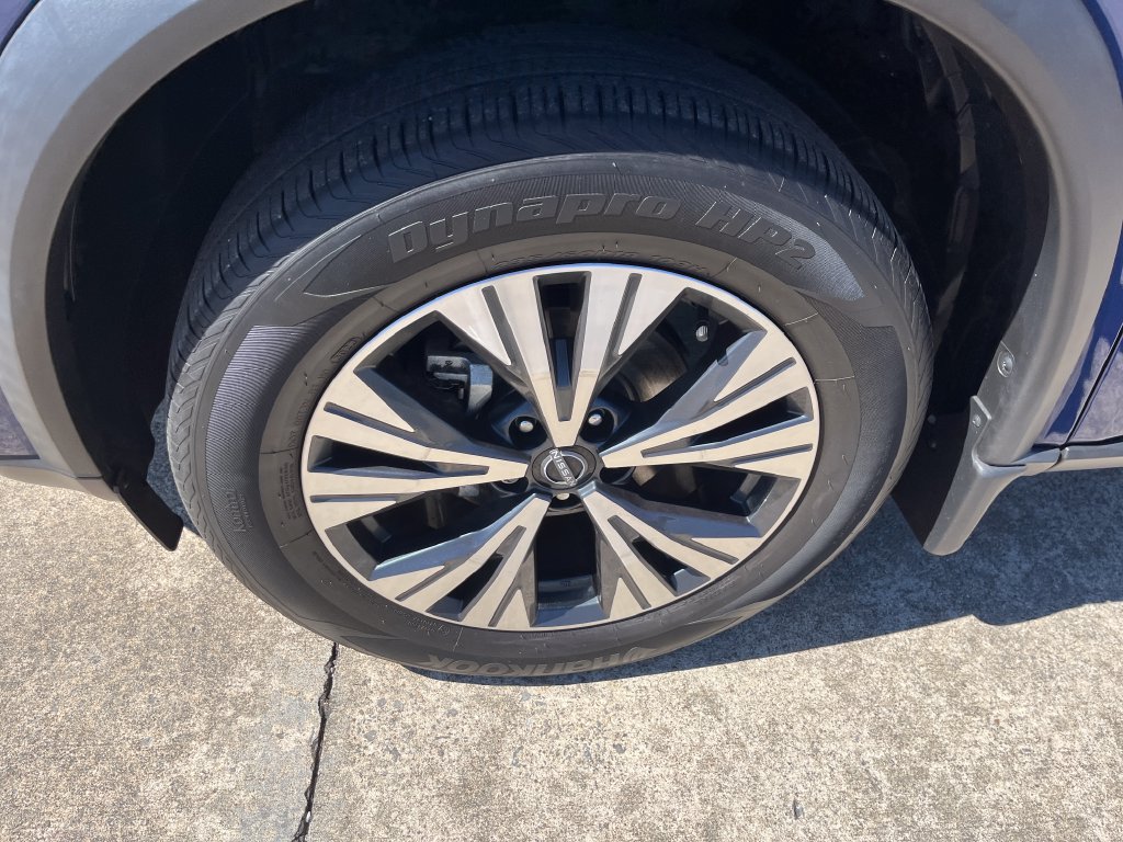Certified 2023 Nissan Rogue SV w/ SV Premium B Package AWD/4WD image 9