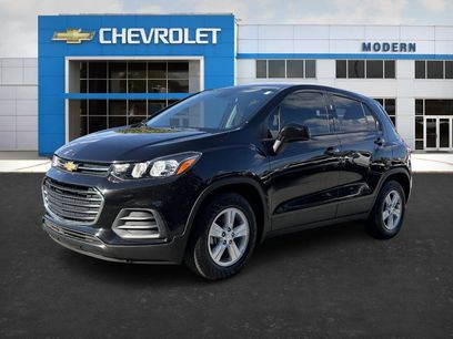 Used 2022 Chevrolet Trax LS w/ Tint and Cruise Package