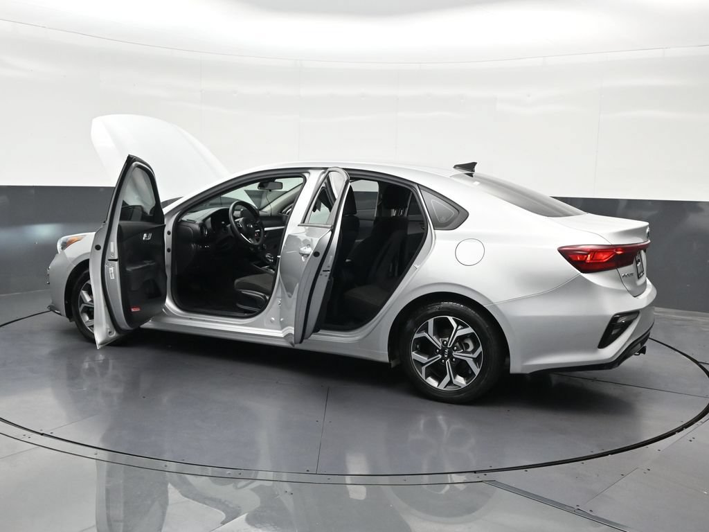 Used 2020 Kia Forte LXS FWD image 34
