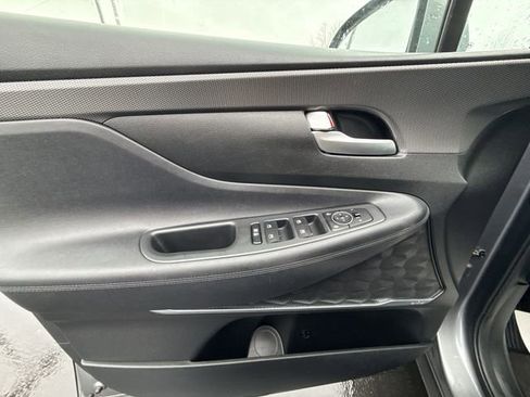Used 2019 Hyundai Santa Fe SEL image 20