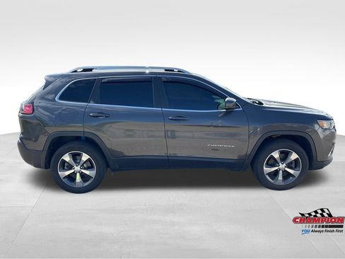Used 2019 Jeep Cherokee Limited AWD/4WD image 6