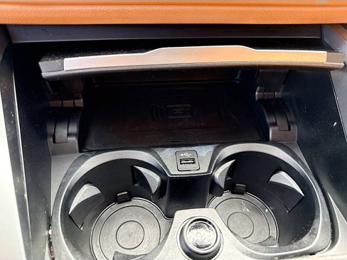 Used 2022 BMW 430i Coupe w/ M Sport Package image 30