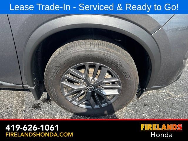 Used 2025 Nissan Rogue S FWD image 33