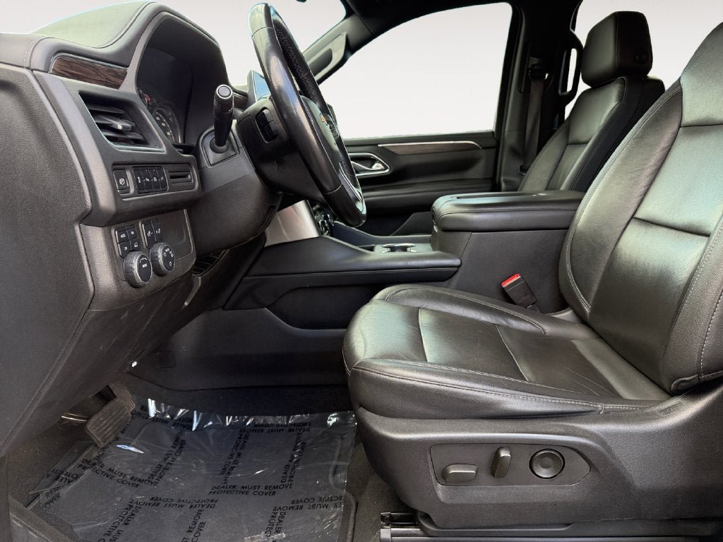 Used 2021 Chevrolet Suburban LT AWD/4WD image 7