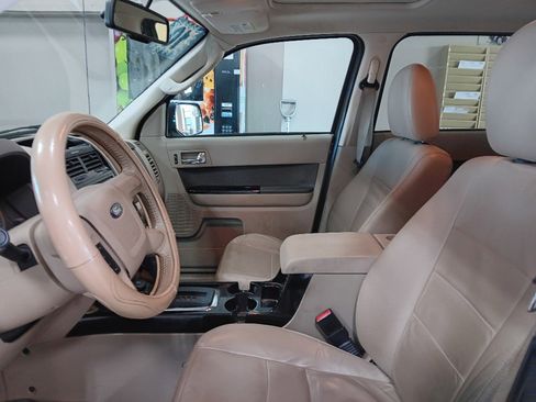 Used 2010 Ford Escape 4WD Hybrid image 9