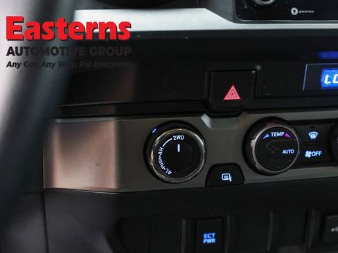 Used 2021 Toyota Tacoma SR AWD/4WD image 20