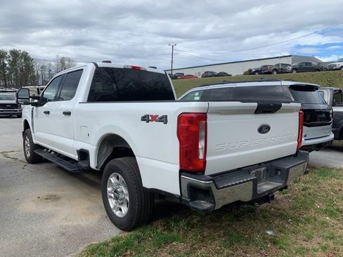 Used 2025 Ford F250 XLT image 5