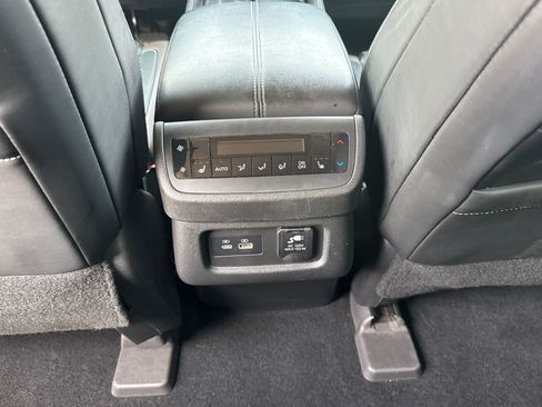 Used 2022 Nissan Pathfinder Platinum w/ Cargo Package image 25