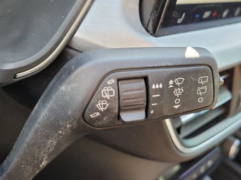 Used 2023 Ford Escape Platinum w/ Premium Technology Package image 34