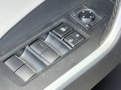 Used 2021 Toyota RAV4 Limited AWD/4WD image 11