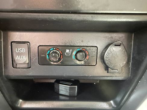 Used 2018 Toyota 4Runner Limited AWD/4WD image 39