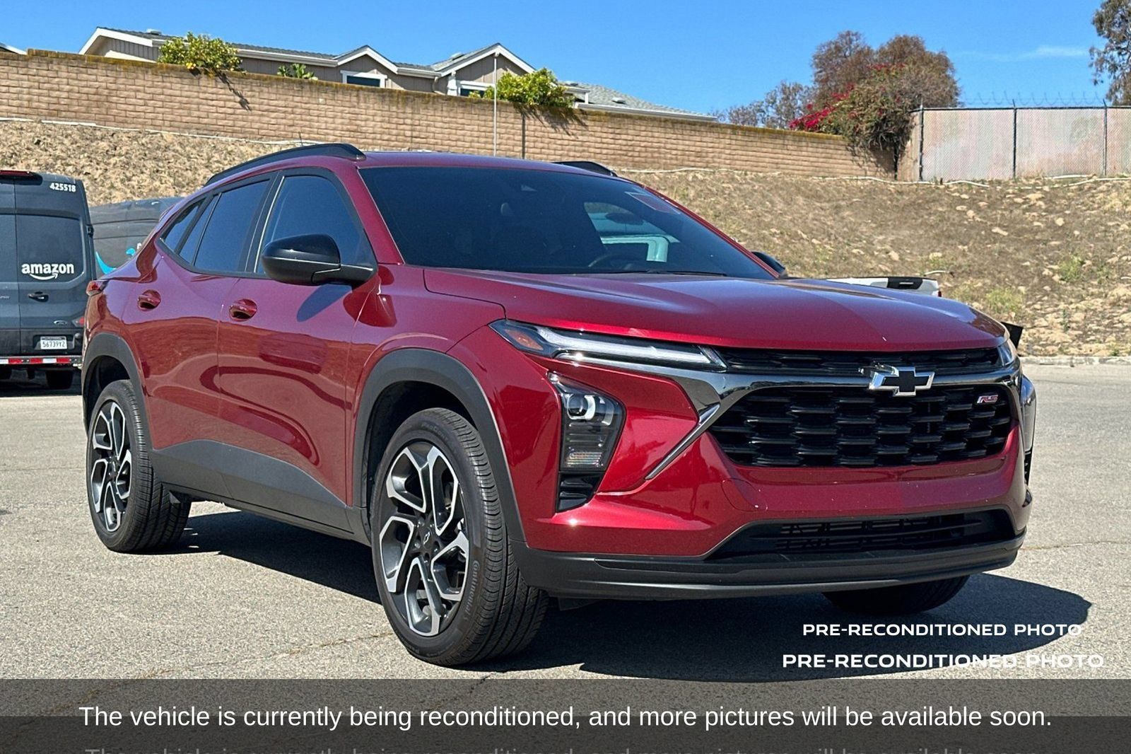 Used 2025 Chevrolet Trax RS w/ Sunroof Package FWD image 9