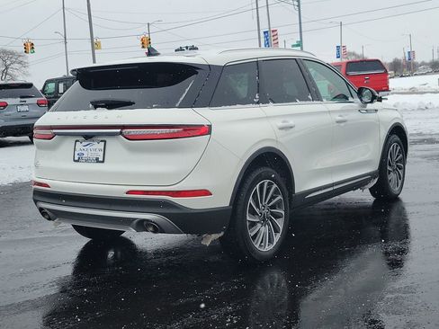 Used 2024 Lincoln Corsair Reserve w/ Equipment Group 201A image 3