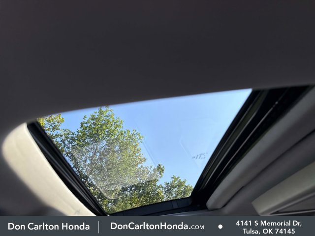 Used 2025 Honda Odyssey Elite image 15