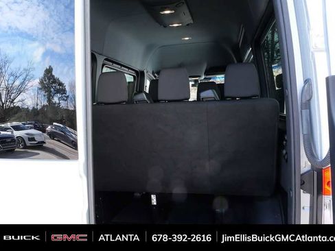 Used 2024 Mercedes-Benz Sprinter 2500 image 26
